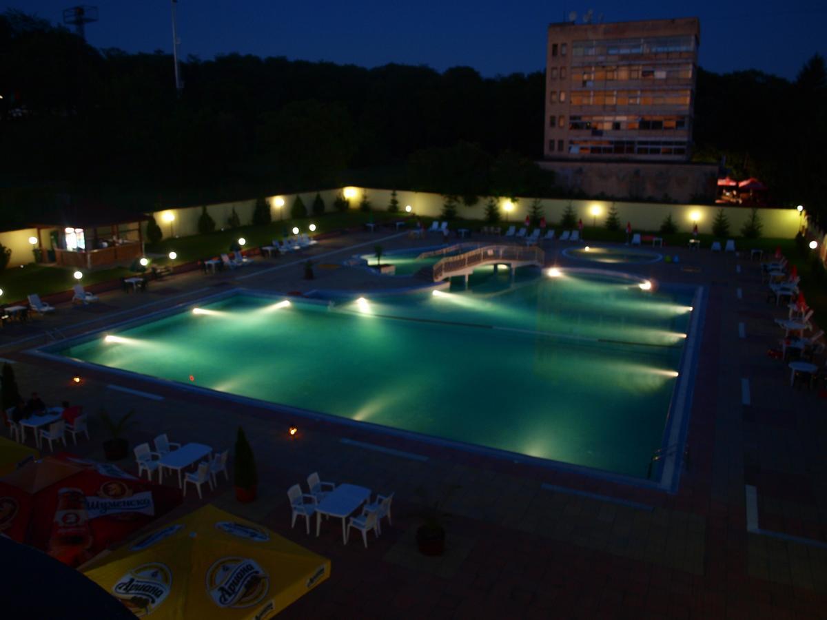 Hotel Mimoza Razgrad Buitenkant foto